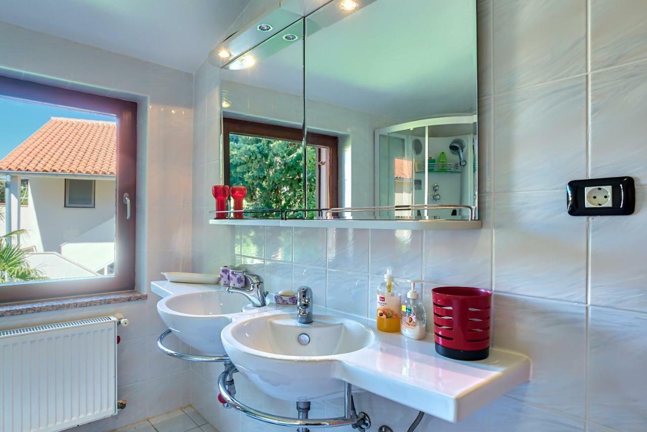 Villa Valentina Premantura Extérieur photo