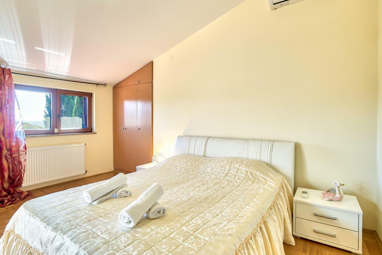 Villa Valentina Premantura Extérieur photo