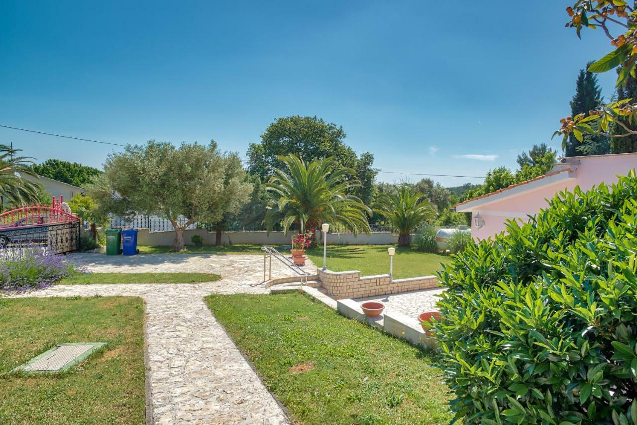 Villa Valentina Premantura Extérieur photo